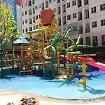 Homey And Best Deal Studio At Apartment Transpark Juanda Bekasi Timur By Travelio